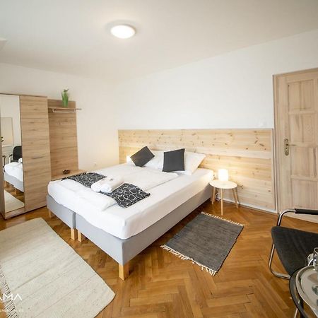 Panorama Birtok - Wellness Panzio, Konferencia Es Rendezvenykoezpont Bed & Breakfast Győrújbarát Dış mekan fotoğraf