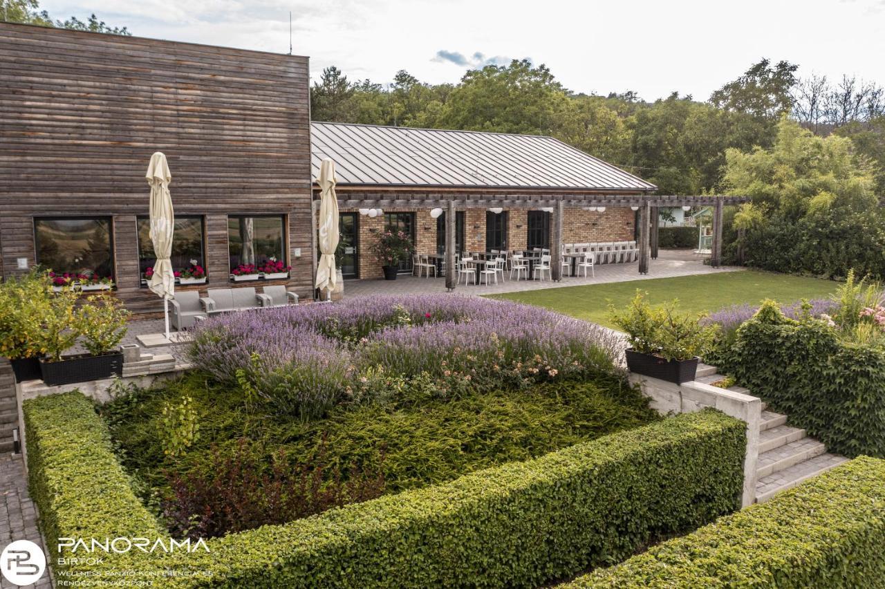 Panorama Birtok - Wellness Panzio, Konferencia Es Rendezvenykoezpont Bed & Breakfast Győrújbarát Dış mekan fotoğraf