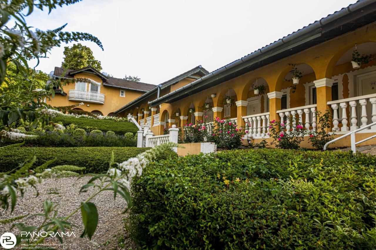 Panorama Birtok - Wellness Panzio, Konferencia Es Rendezvenykoezpont Bed & Breakfast Győrújbarát Dış mekan fotoğraf